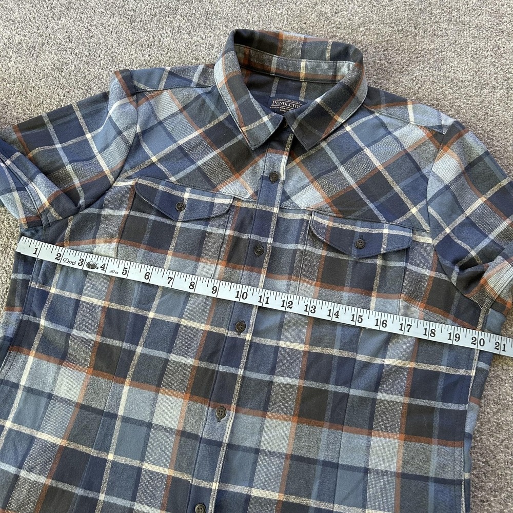 Pendleton Shirt Womens‎ Large Blue Plaid Wool Flannel Button Up Long Sleeve - Picture 7 of 14